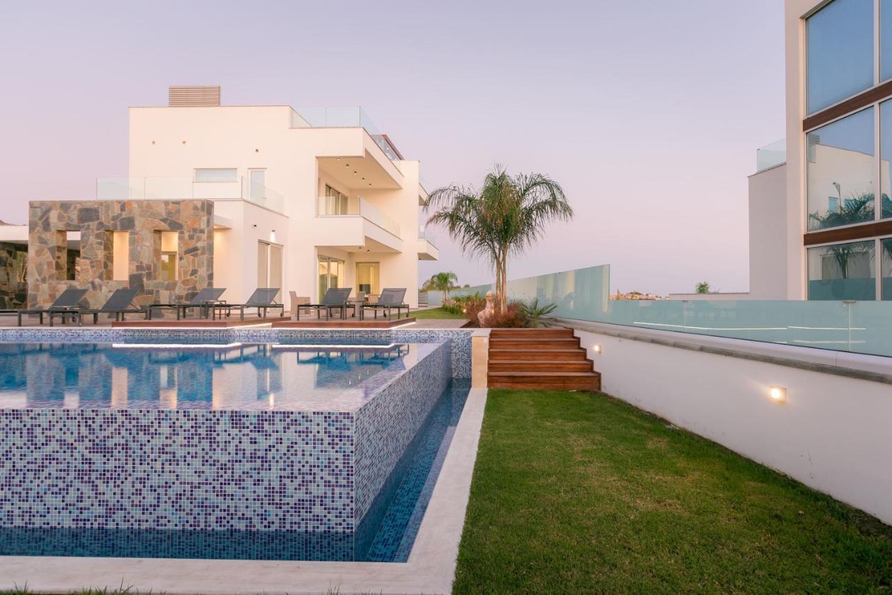 Sea Pearl Beachfront Villas - Breeze Agia Napa Exterior foto