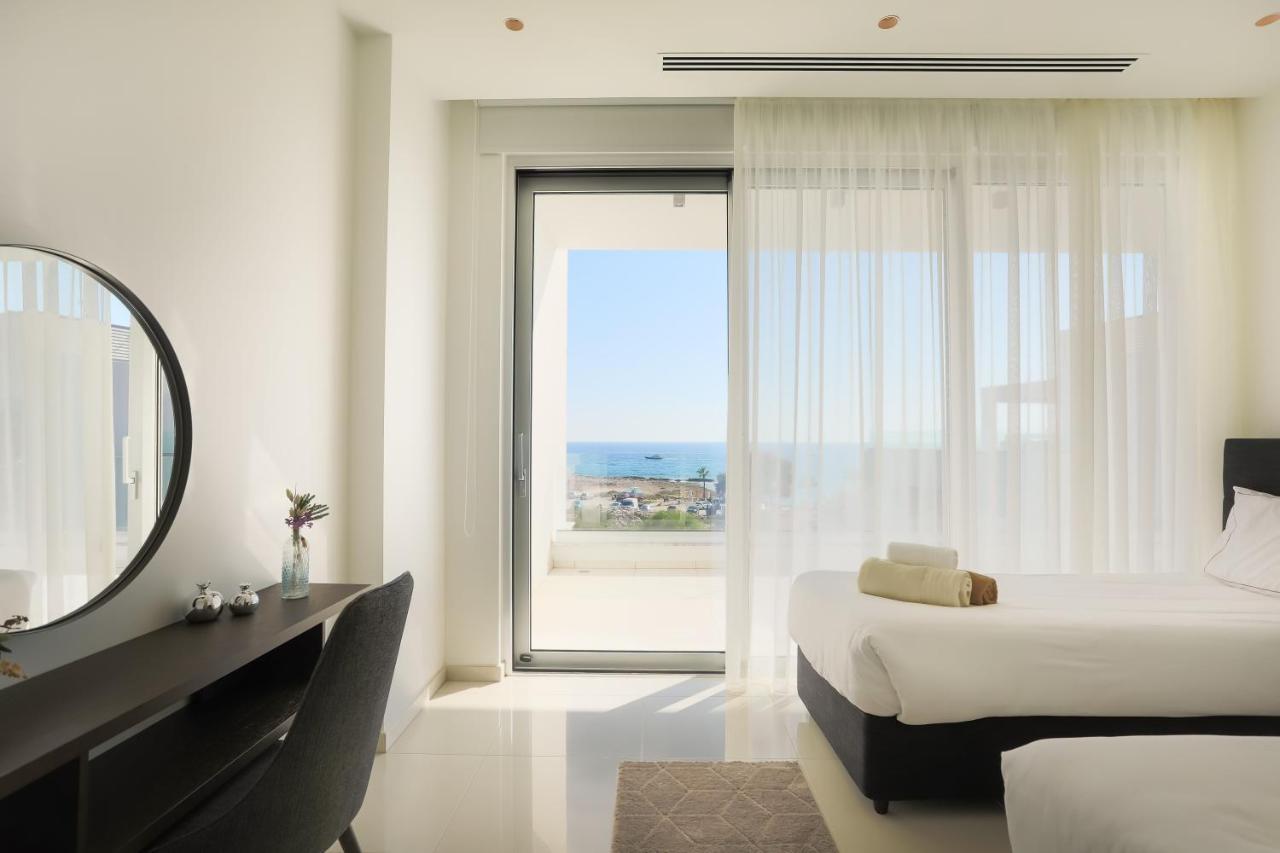 Sea Pearl Beachfront Villas - Breeze Agia Napa Exterior foto