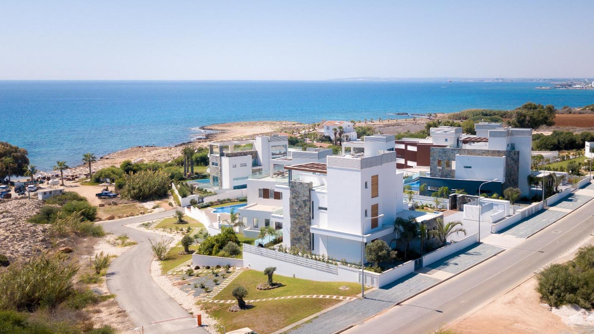 Sea Pearl Beachfront Villas - Breeze Agia Napa Exterior foto